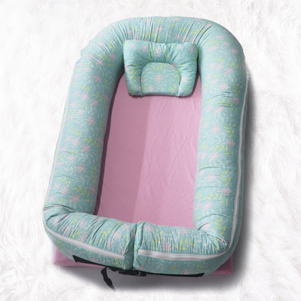 Baby Nest with Removable Covers - Tweety