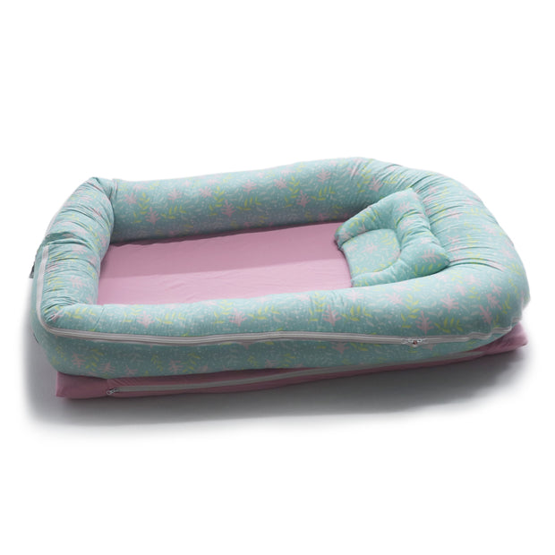 Baby Nest with Removable Covers - Tweety