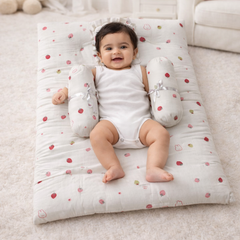 4 Pcs Muslin Bedding Set for 0 to 6 Months - Strawberry