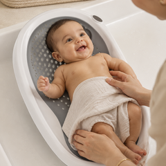 Green Bathtub - Foldable on Stand With Silcone Cradle