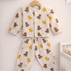 Bear Story| Premium Crinkled Double Layered Soft Unisex Muslin Set for New Born to 6 Years