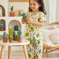 Cactus Garden |Half Sleeves| Checkered Muslin| Soft Unisex Muslin Set for New Born to 6 Years