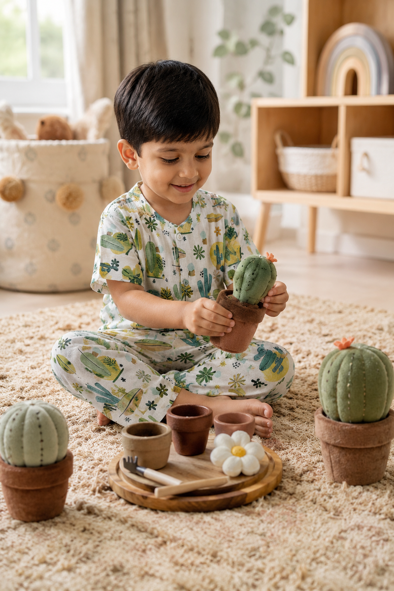 Cactus Garden |Half Sleeves| Checkered Muslin| Soft Unisex Muslin Set for New Born to 6 Years