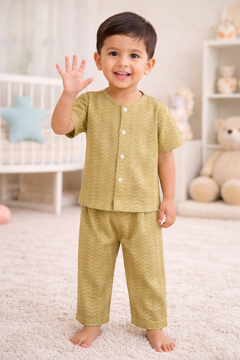 Earth Green |Half Sleeves| Checkered Muslin| Soft Unisex Muslin Set for New Born to 6 Years