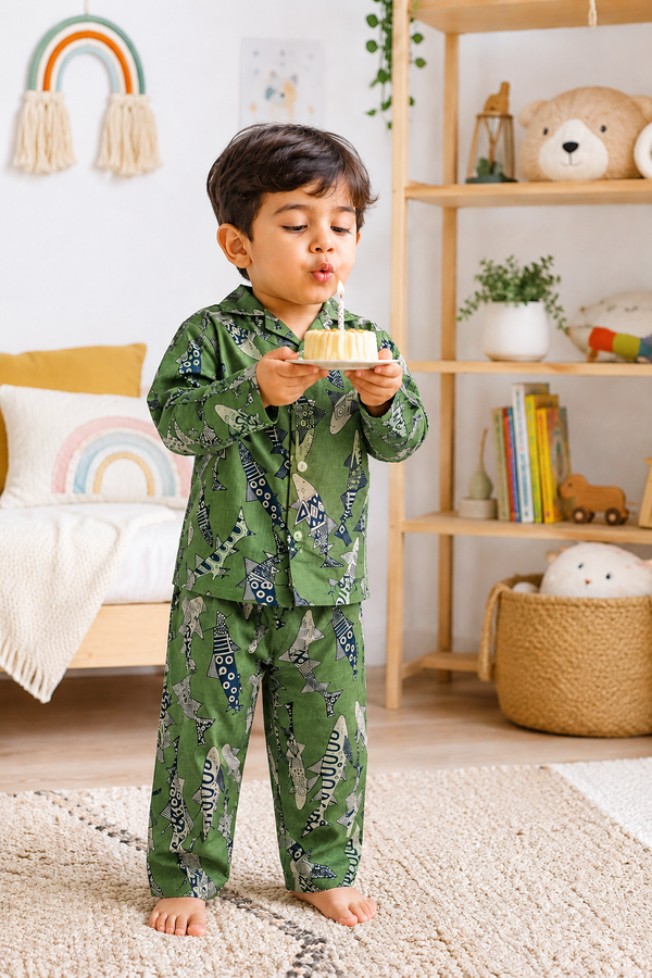 Fish on Greens - 100% Cotton Lightweight Cambric Soft Unisex Muslin Set for New Born to 6 Years