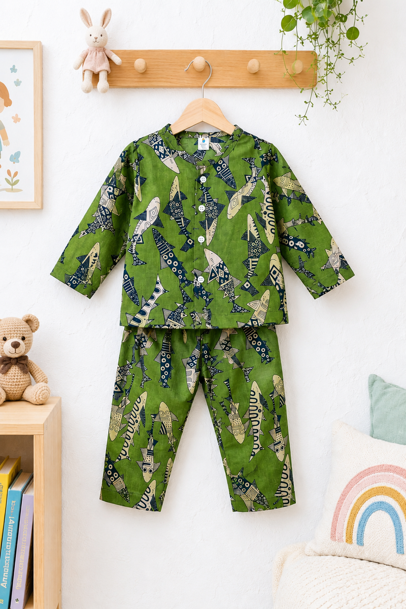 Fish on Greens - 100% Cotton Lightweight Cambric Soft Unisex Muslin Set for New Born to 6 Years