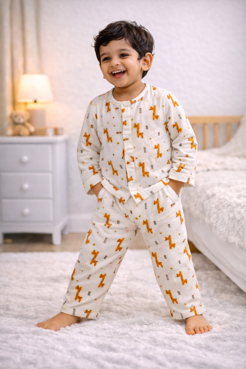 Giraffe | Checkered Muslin | Soft Unisex Muslin Set for New Born to 6 Years