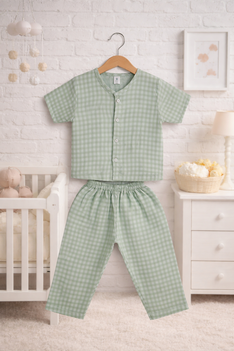 Green Checks |Half Sleeves| Checkered Muslin| Soft Unisex Muslin Set for New Born to 6 Years