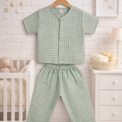 Green Checks |Half Sleeves| Checkered Muslin| Soft Unisex Muslin Set for New Born to 6 Years