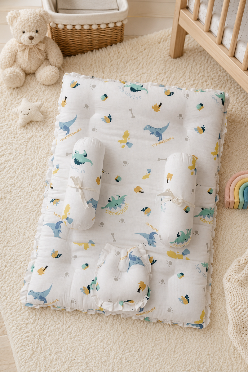 4 Pcs Muslin Bedding Set for 0 to 6 Months - Dino World