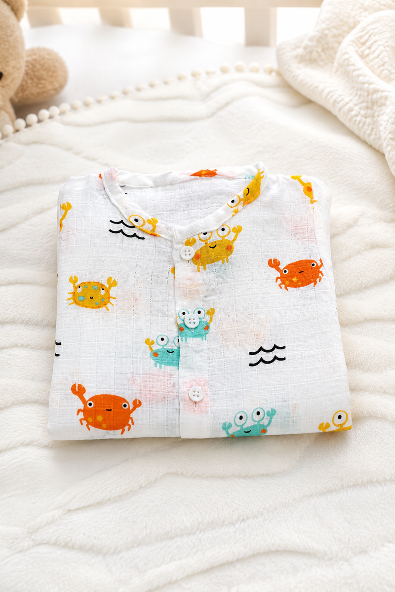 1 Pc Short Sleeve 90 GSM Checkered Muslin Jhabla Vest - Cute Crab