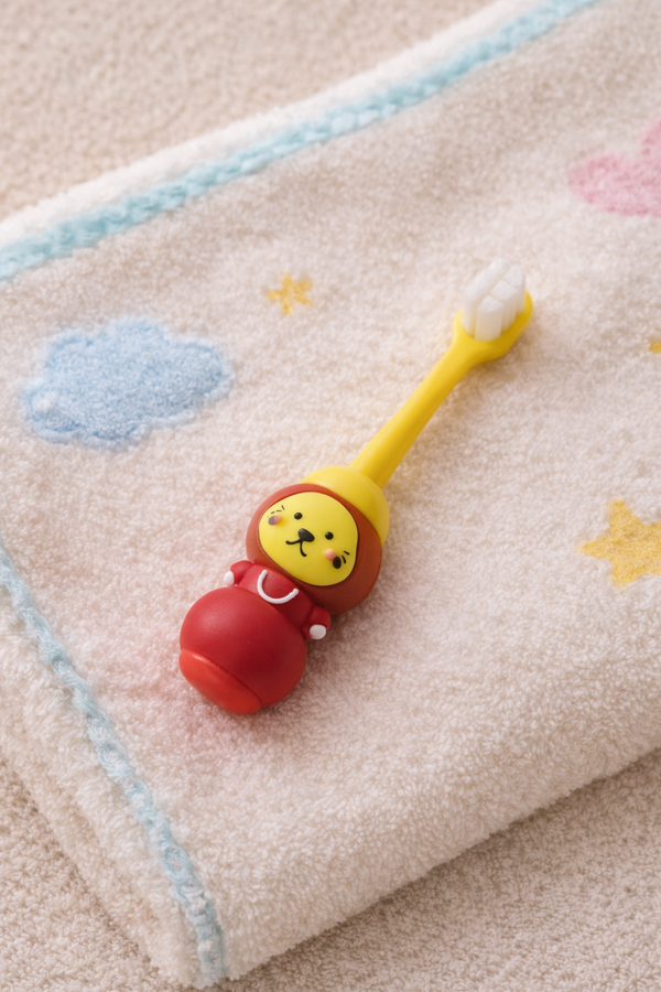 Animal Design Soft Tooth Brush for 2 to 6 Years - Lion