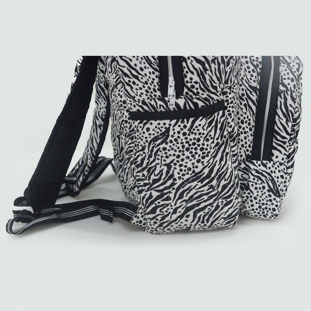 Black & White Cloth Diaper Bag for Baby