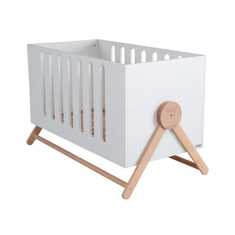 Kradyl Kroft Micuna Wooden Crib - Modern Design