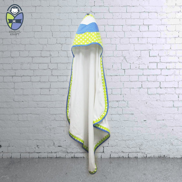Hooded Towel - PolkaTalk